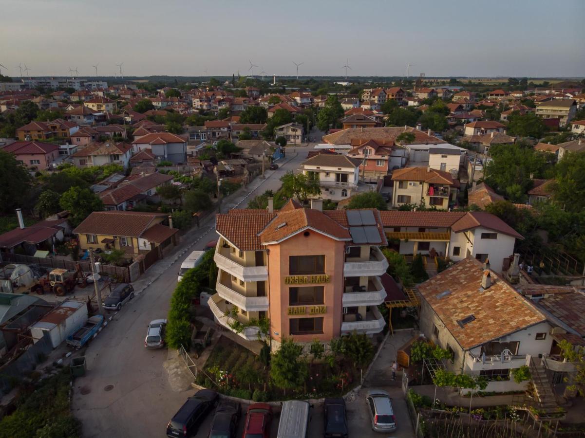 Guest House Nash Dom Καβάρνα Εξωτερικό φωτογραφία