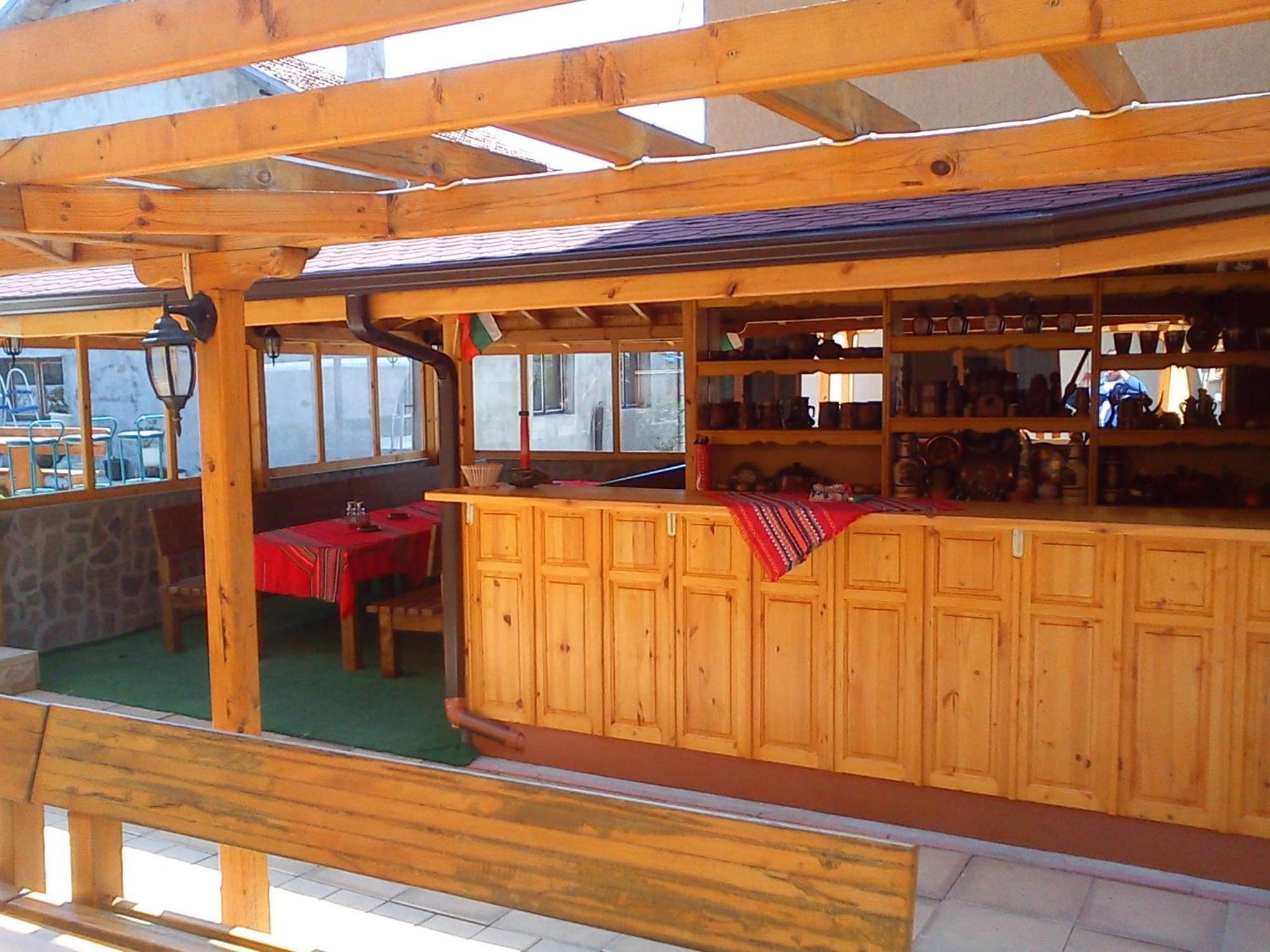 Guest House Nash Dom Καβάρνα Εξωτερικό φωτογραφία