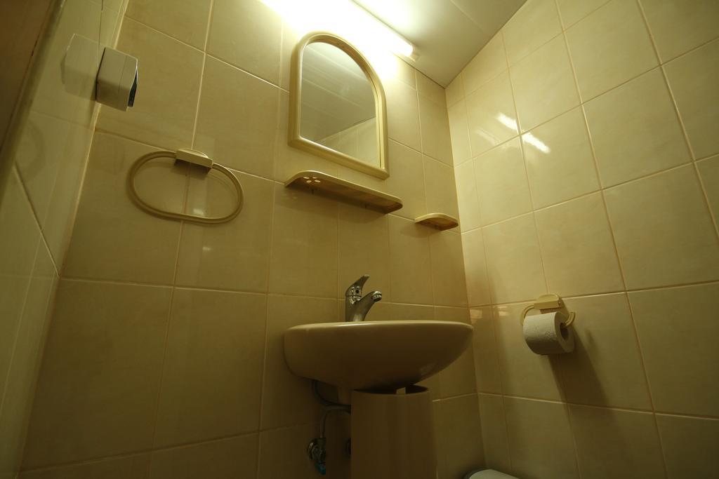 Guest House Nash Dom Καβάρνα Εξωτερικό φωτογραφία