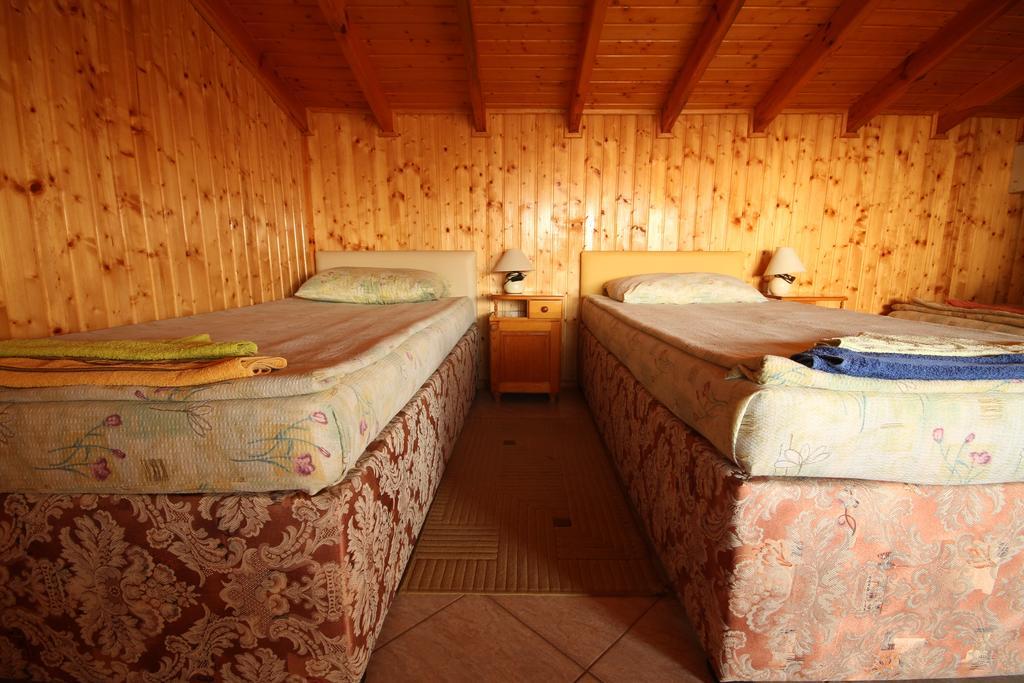 Guest House Nash Dom Καβάρνα Εξωτερικό φωτογραφία